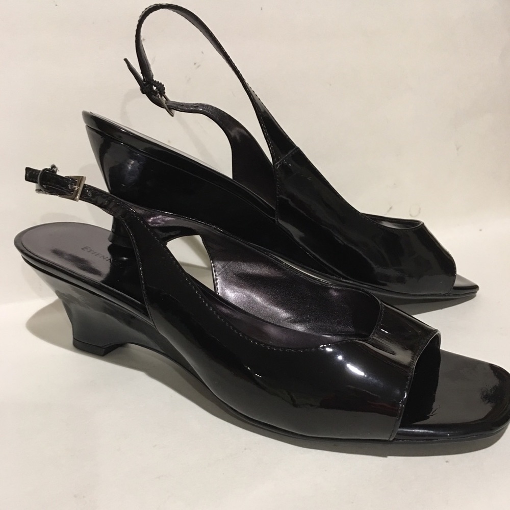 Etienne Aigner Women’s Tender Slingback